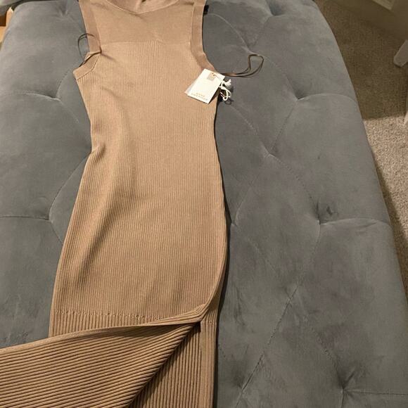 GOOD AMERICAN Ribbed bodycon dress Camel Tan size 1/2 (fits like M) NWT - Picture 3 of 9
